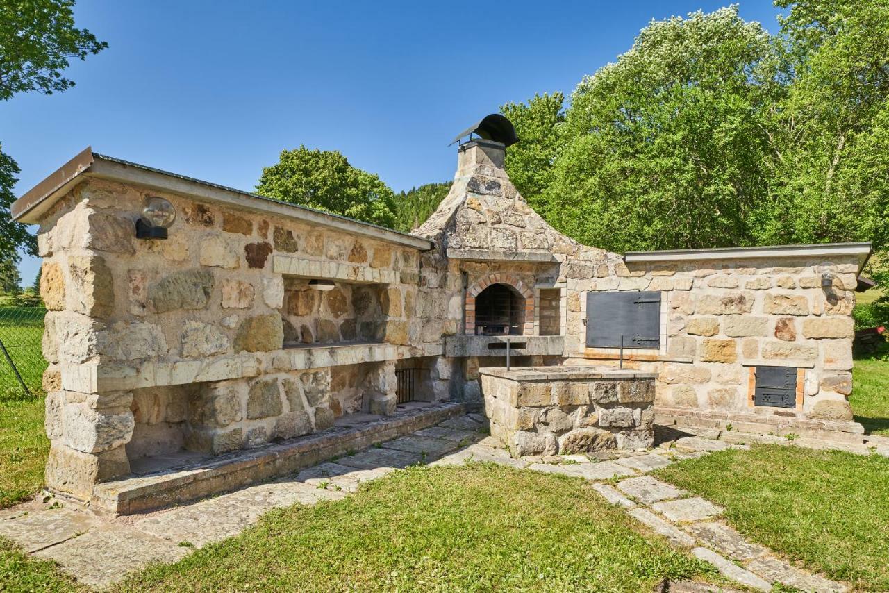 Penzion Pod Lesem Hotel Hodkovice Kültér fotó